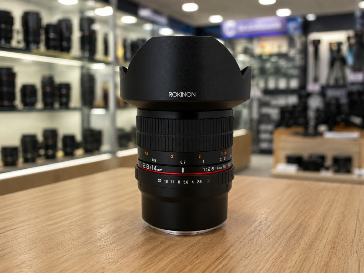14MM LENS
